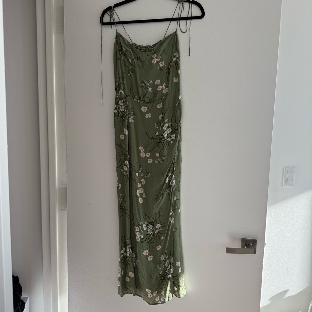 New with tags NET Kourtney Bonita dress reformation